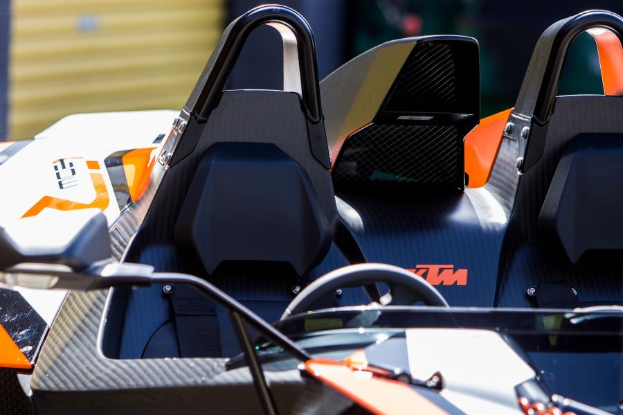 Детали экстерьера KTM X-Bow R 2011 года  (фото 28 из 30)